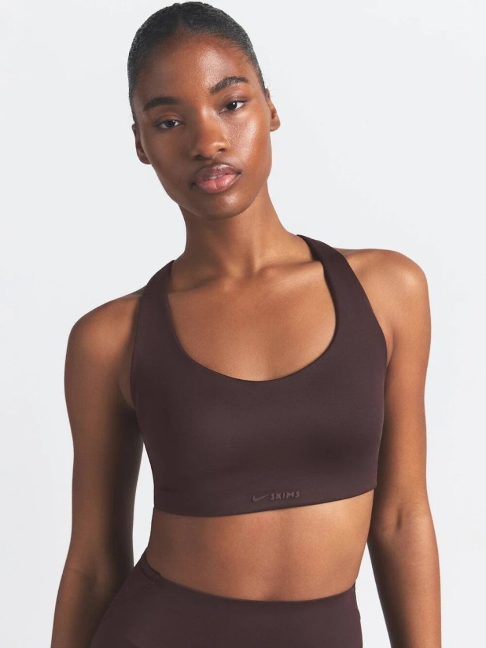 NikeSkims Shine Racerback Sports Bra in Brown